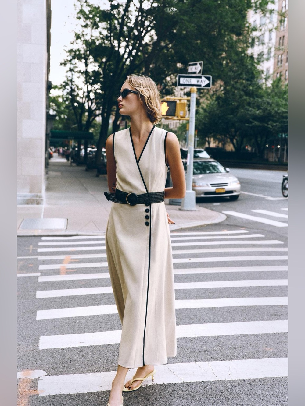 ZARA Linen blend midi dress with belt & contrast trim. M NWT